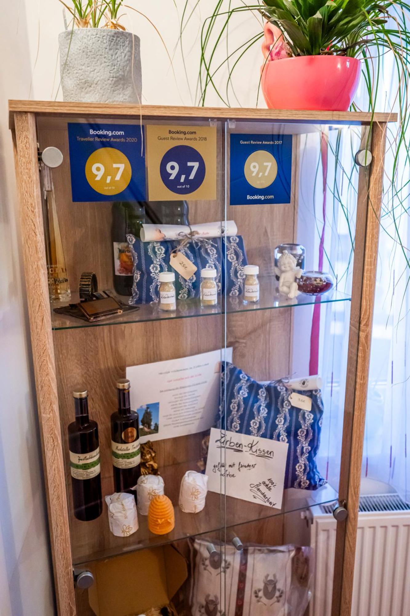 Die Schlafstube - Bed & Breakfast Zeltweg Ngoại thất bức ảnh