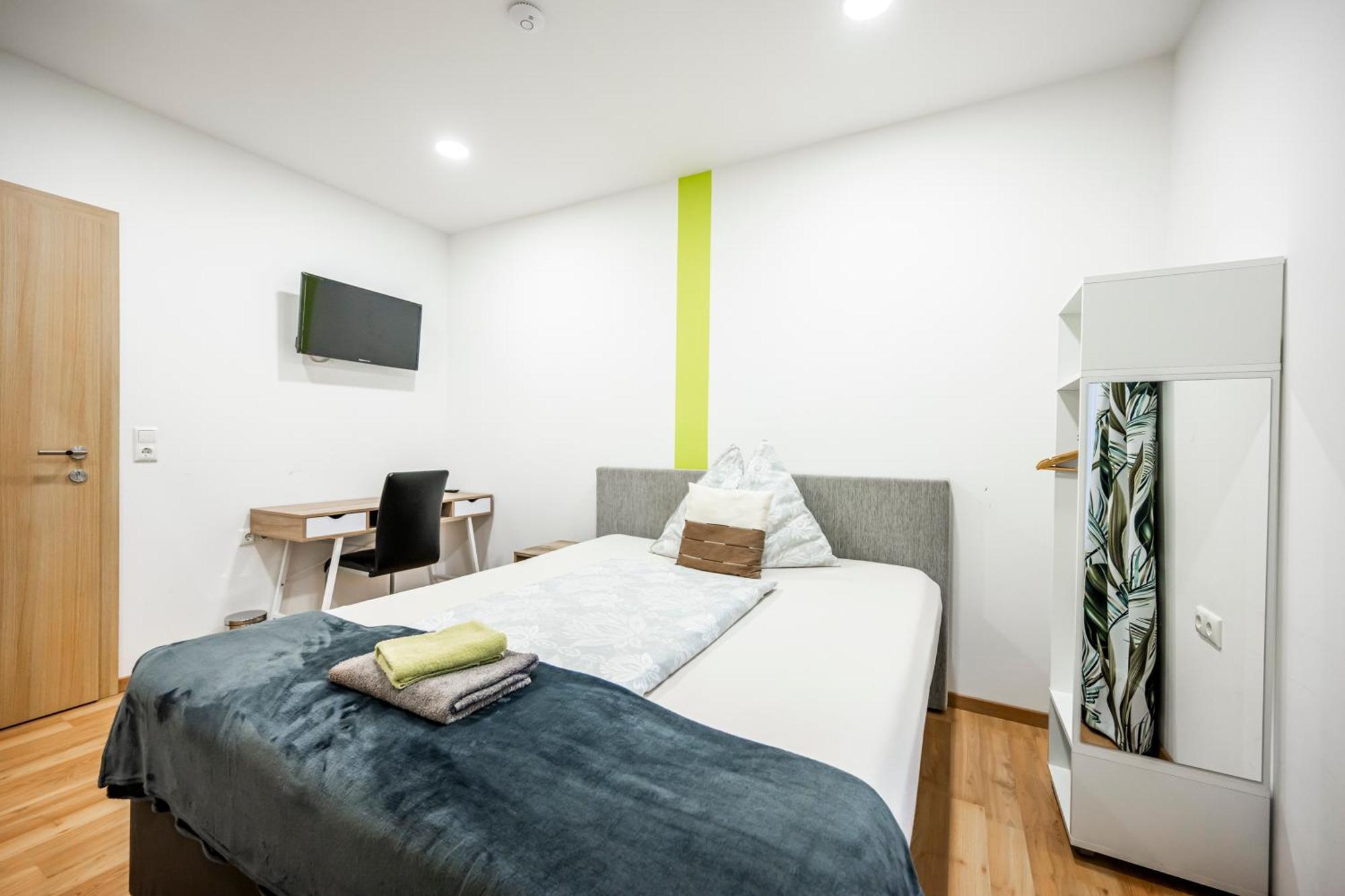 Die Schlafstube - Bed & Breakfast Zeltweg Ngoại thất bức ảnh